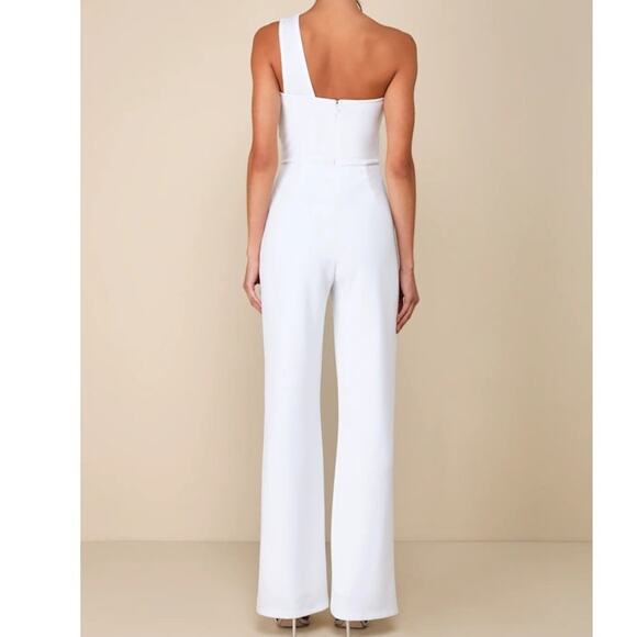 Lulus NWOT Devoted To Fun Ivory White Crepe One-Shoulder Sleeveless Jumpsuit XS - Picture 7 of 10